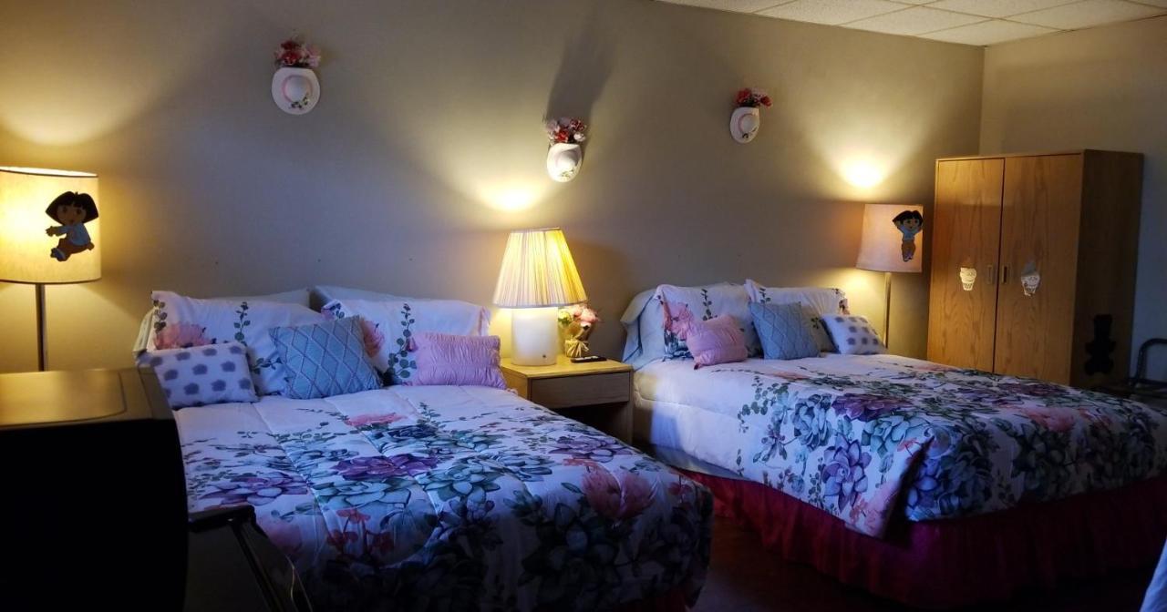 Pittsfield Motor Inn Kültér fotó