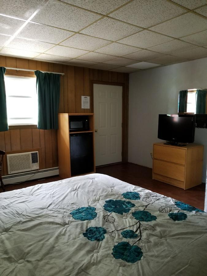 Pittsfield Motor Inn Kültér fotó